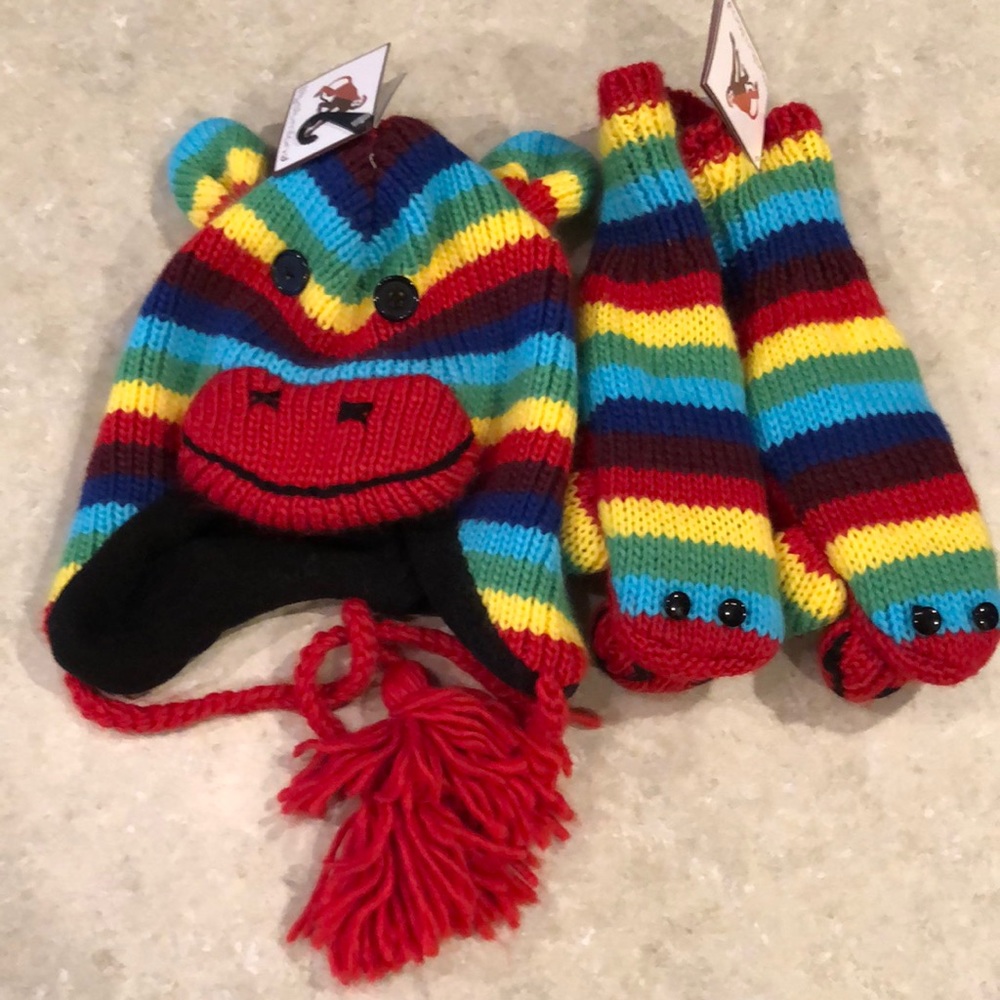 Hat and mitten set